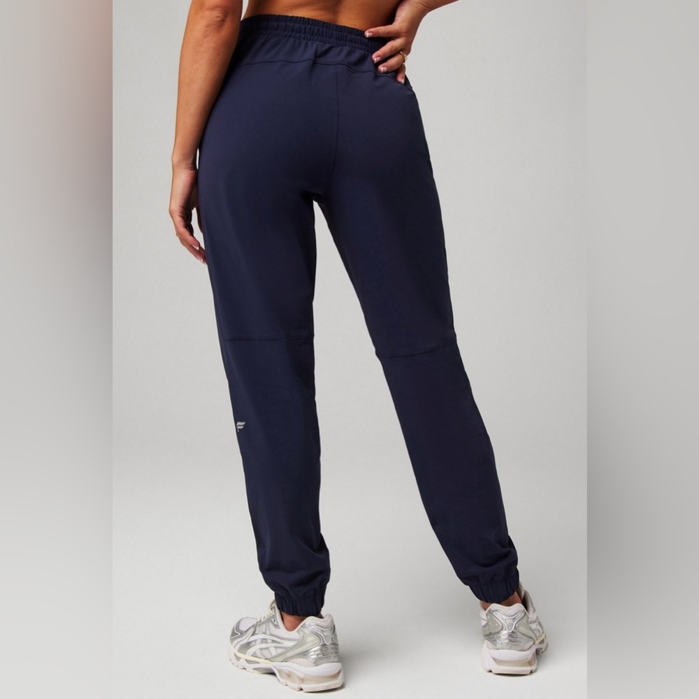 Fabletics The One Jogger - XL Regular - Picture 2 of 4
